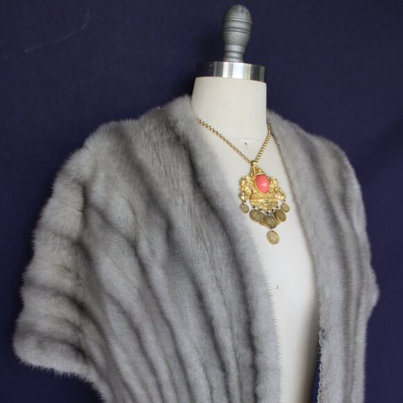 James Fong Fur Co.Vintage gray Mink fur stole wrap cape coat Jacket shawl - Picture 5 of 10